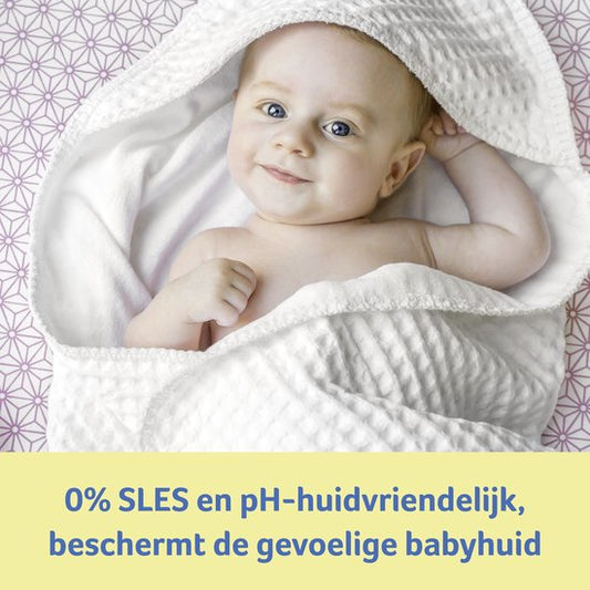 Zwitsal Soap-free Washing Gel - Baby - with ingredients of natural origin without SLES sulphate - 3 x 400 ml