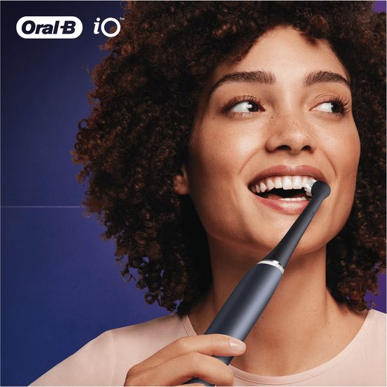 Oral-B iO Series Ultimate Clean Zwart - Originele opzetborstels - CrissCross borstelharen - 4 Stuks